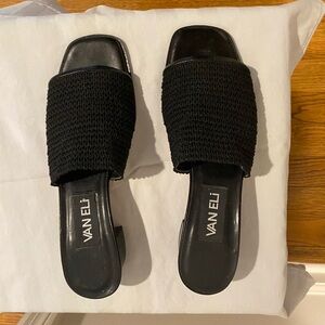 6.5 S  Black Knit Sandals